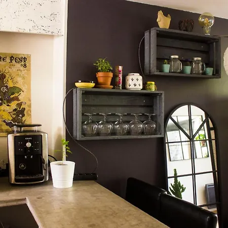 Appartement Charming Studio Near La Villette