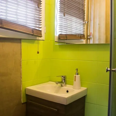 Appartement Charming Studio Near La Villette